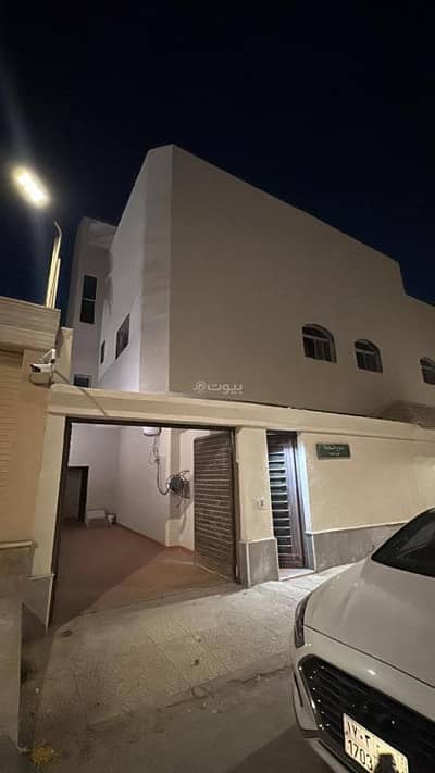 5 Bedroom Apartment for Rent in West Riyadh, Riyadh - Apartment for rent on Omar Al-Yaqoub Street, Al-Rafiah neighborhood, Riyadh city, Riyadh region