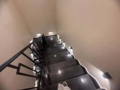 5 Bedroom Floor for Sale in Nawara District, Al Muzahimiyah Riyadh Region - Floor For Sale in Nawara District, Al Muzahimiyah Riyadh Region