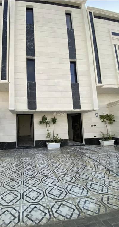 4 Bedroom Floor for Sale in South Riyadh, Riyadh - دور للبيع في شارع ابن طوق الكاتب, حي البرية, مدينة الرياض, منطقة الرياض 4 Bedroom Floor for Sale in South Riyadh, Riyadh - دور للبيع في شارع ابن طوق الكاتب, حي البرية, مدينة الرياض, منطقة الرياض