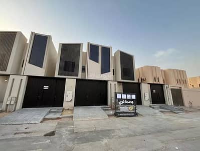 4 Bedroom Floor for Sale in West Riyadh, Riyadh - House for sale on Cartage Street, Shubra District, Riyadh City,