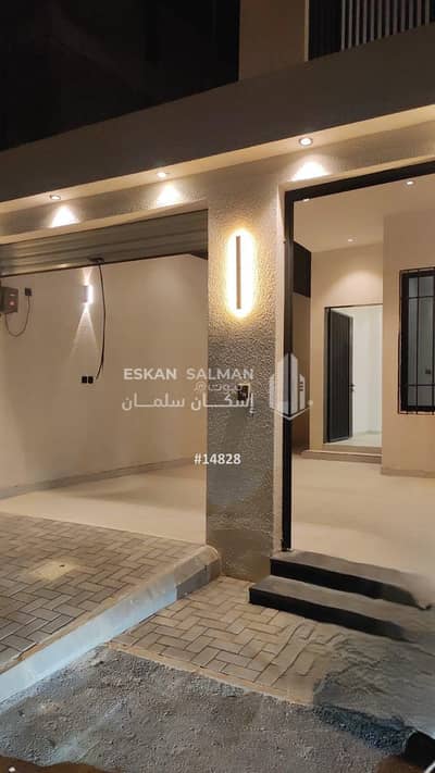 4 Bedroom Floor for Sale in East Riyadh, Riyadh - Dour - Riyadh - Al Janadriyah