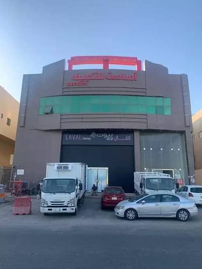 عمارة سكنية  للبيع في شرق الرياض، الرياض - عمارة للبيع في شارع عبدالله ابن سعود ابن عبدالعزيز الفرعي, حي الحمراء, مدينة الرياض, منطقة الرياض