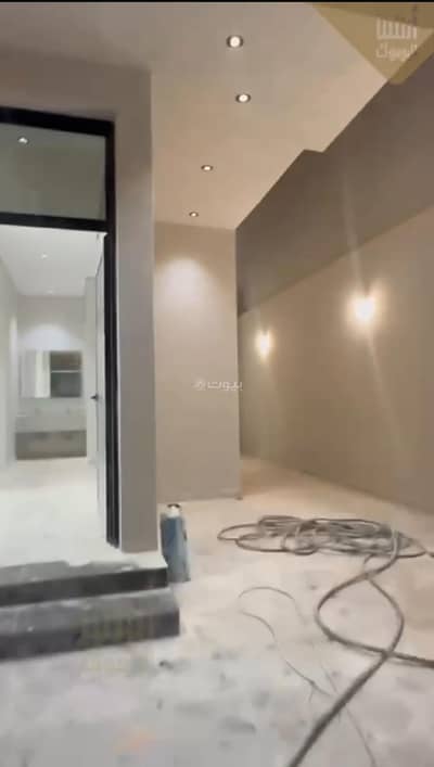4 Bedroom Villa for Sale in East Riyadh, Riyadh - Villa with internal stairs for sale – Al-Yarmouk Al-Sharqi neighborhood