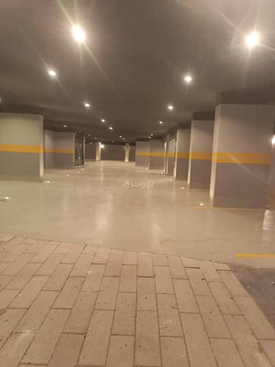 4 Bedroom Apartment for Sale in King Fahd Suburb, Dammam - For sale apartments with air conditioners and ready kitchens in Dammam