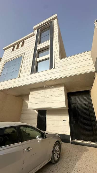 3 Bedroom Floor for Sale in East Riyadh, Riyadh - Floor for sale in Al Janadriyah, East Riyadh