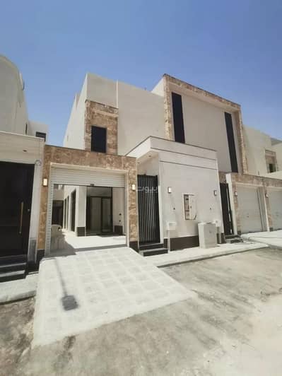 4 Bedroom Floor for Sale in East Riyadh, Riyadh - Single-Story House for Sale Located on Wadi Tarj Street , Al-Qadisiyah District , Riyadh City , Riyadh Region .