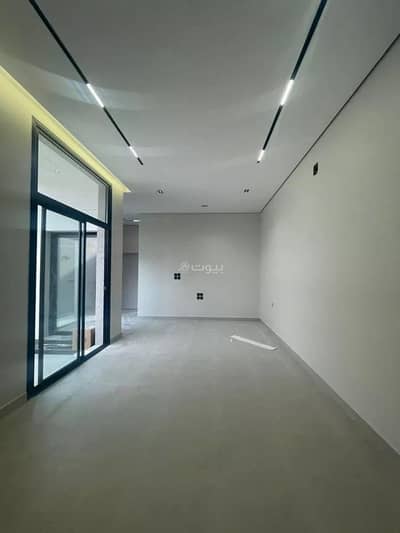 4 Bedroom Floor for Sale in East Riyadh, Riyadh - Property for Sale