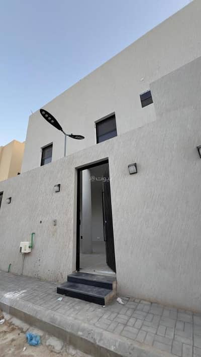 8 Bedroom Villa for Rent in West Riyadh, Riyadh - A new villa for rent in Al-Rafi'ah neighborhood, Riyadh city, Riyadh region.