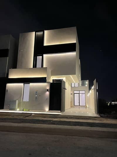 5 Bedroom Villa for Sale in West Riyadh, Riyadh - Villa for sale in Al-Mahdiyah, west of Riyadh