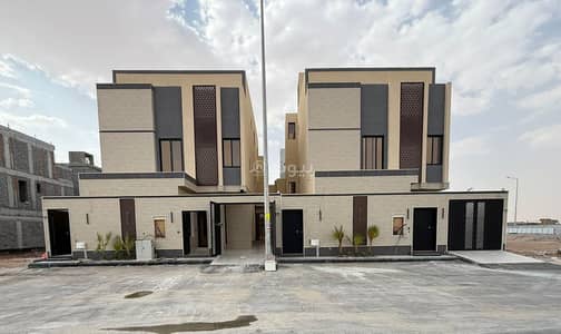 فیلا 10+ غرف نوم للبيع في شرق الرياض، الرياض - فيلا للبيع في الرمال، شرق الرياض