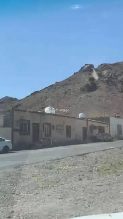 دور 6 غرف نوم للبيع في وعيرة، المدينة المنورة - دور للبيع في وعيرة، المدينة المنورة