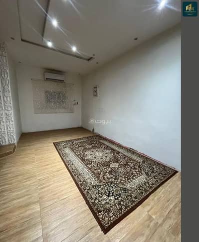 فیلا 6 غرف نوم للبيع في غرب الرياض، الرياض - فيلا للبيع في شارع أبي فالح الأنصاري, حي شبرا, مدينة الرياض, منطقة الرياض