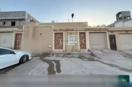 فیلا 6 غرف نوم للبيع في غرب الرياض، الرياض - فيلا للبيع في شارع أبي عبدالرحمن ثوبان, حي طويق, مدينة الرياض