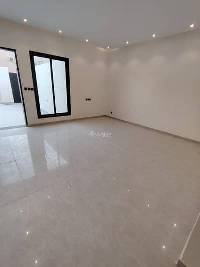 3 Bedroom Villa for Sale in East Riyadh, Riyadh - Townhouse for sale in Al-Janadriyah, Riyadh