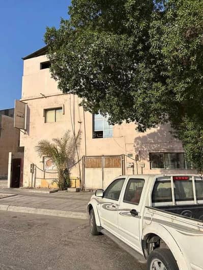 عمارة سكنية  للبيع في الثقبة، الخبر - 24 غرفة سكنية للبيع في الثقبة، الخبر