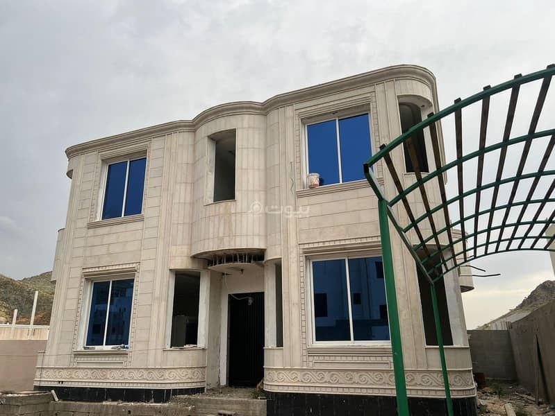 Villa For Sale in Umm Al Rasf, Taif Villa For Sale in Umm Al Rasf, Taif