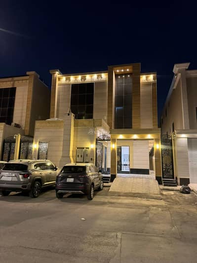 7 Bedroom Villa for Sale in East Riyadh, Riyadh - Villa for sale in Al-Nahda neighborhood, strategic location.