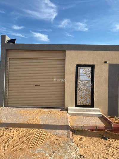 3 Bedroom Rest House for Sale in Aj Jilda, Unayzah - For sale, a chalet in the Al-Jalda neighborhood in Unaizah.