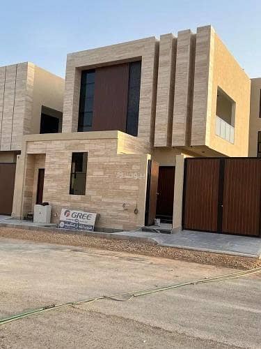 6 Bedroom Villa for Sale in West Riyadh, Riyadh - Villa for sale in Al Mahdiyah, west Riyadh