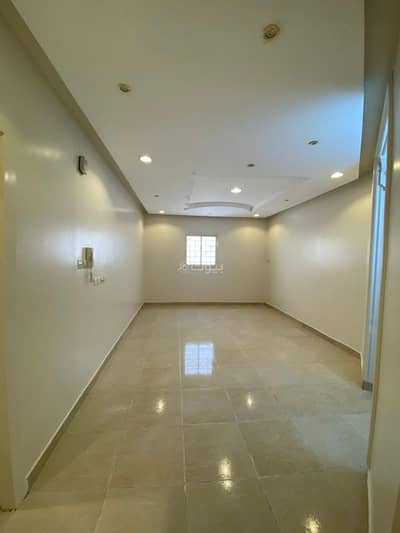 3 Bedroom Flat for Rent in East Riyadh, Riyadh - Apartment for rent in Al-Rimal neighborhood
