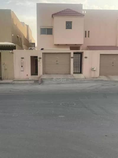 فیلا 4 غرف نوم للايجار في غرب الرياض، الرياض - فيلا للإيجار في الرايد