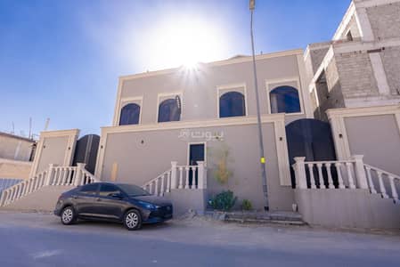 5 Bedroom Villa for Rent in North Riyadh, Riyadh - Townhouse