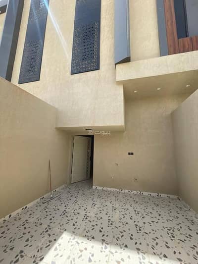 3 Bedroom Floor for Sale in East Riyadh, Riyadh - For sale upper floor townhouse in Al Janadriyah district 3 Bedroom Floor for Sale in East Riyadh, Riyadh - For sale upper floor townhouse in Al Janadriyah district