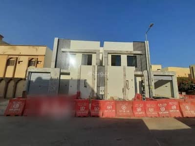 7 Bedroom Villa for Sale in West Riyadh, Riyadh - Villa For Sale in Al Uraija Al Gharbiyah, Riyadh