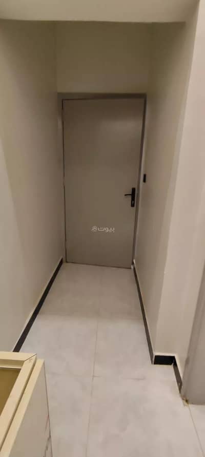 1 Bedroom Apartment for Rent in East Riyadh, Riyadh - An apartment consisting of one bedroom, a kitchen, and a bathroom for rent in Al Khaleej, Riyadh