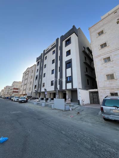 4 Bedroom Apartment for Sale in North Jeddah, Jeddah - 4-room apartment in Al-Musharifah neighborhood near Prince Majid Street