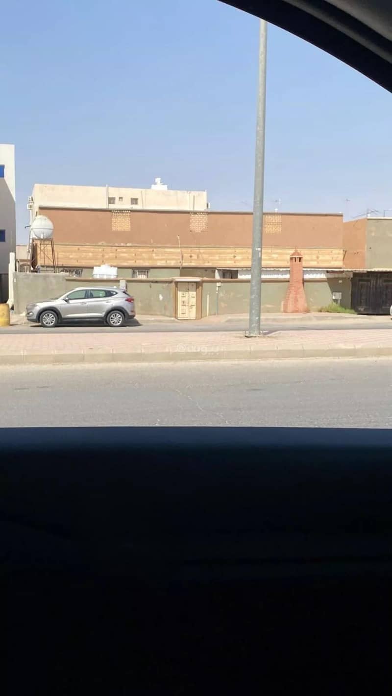 طابق للبيع في الخالديه منطقة الخرج بالرياض طابق للبيع في الخالديه منطقة الخرج بالرياض