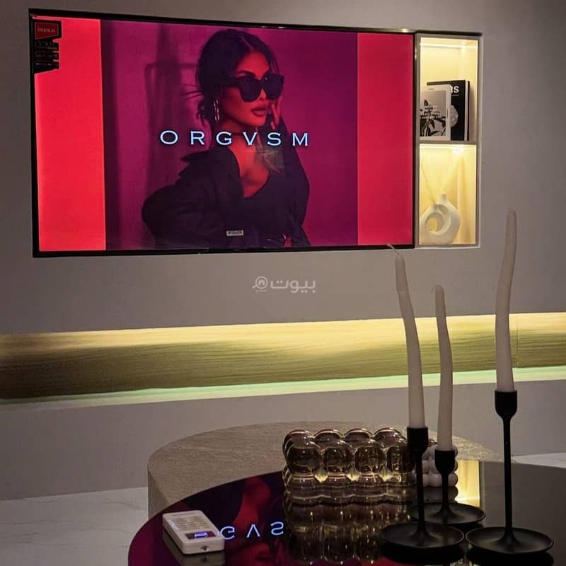Huge living room TV 70, modern bedroom 55 TV, self-entry Huge living room TV 70, modern bedroom 55 TV, self-entry
