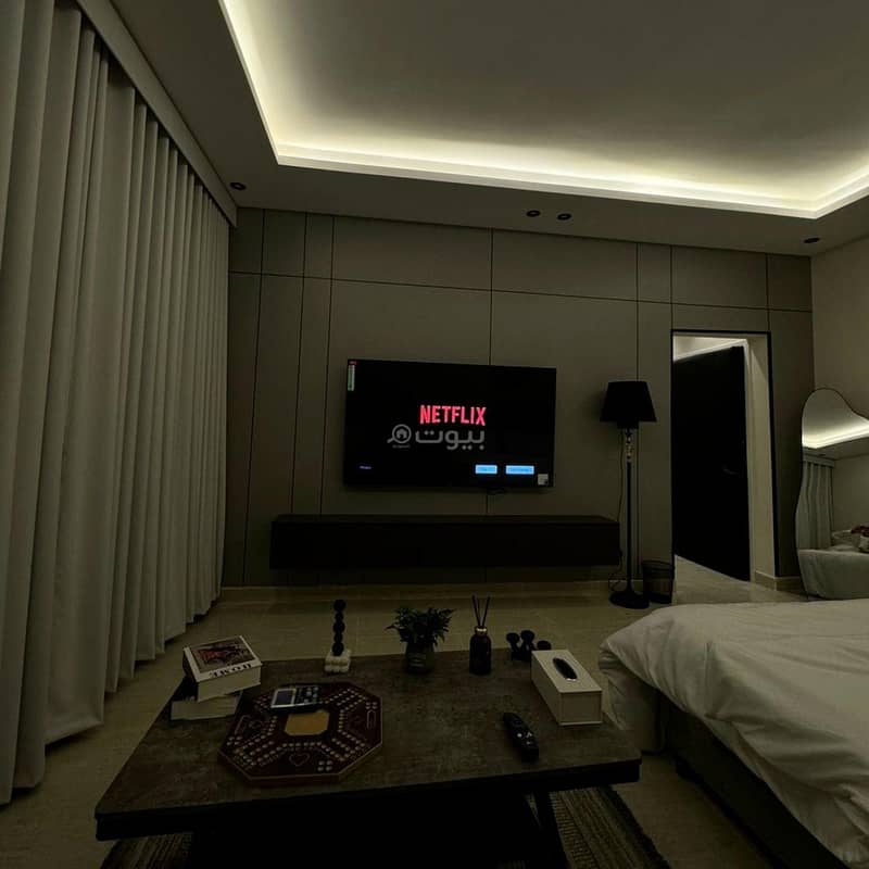 Elegant studio with master bed Elegant studio with master bed