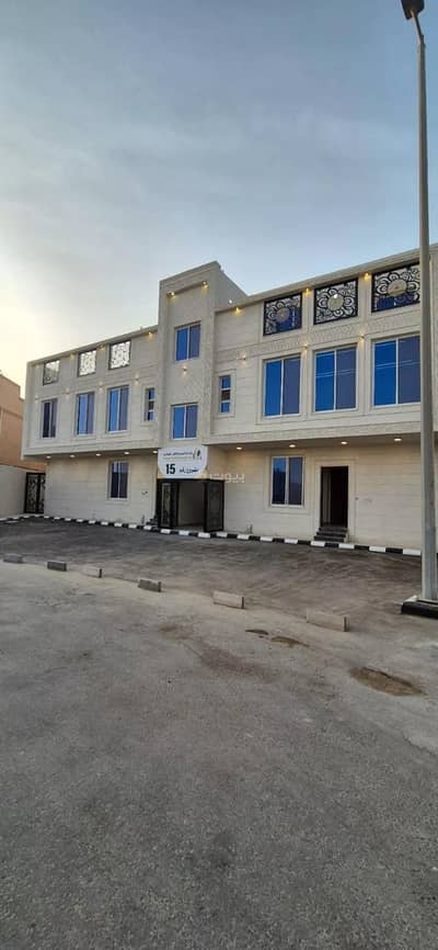 4 Bedroom Flat for Sale in King Fahd Suburb, Dammam - Studio Apartment For Sale in King Fahd Suburb, Dammam