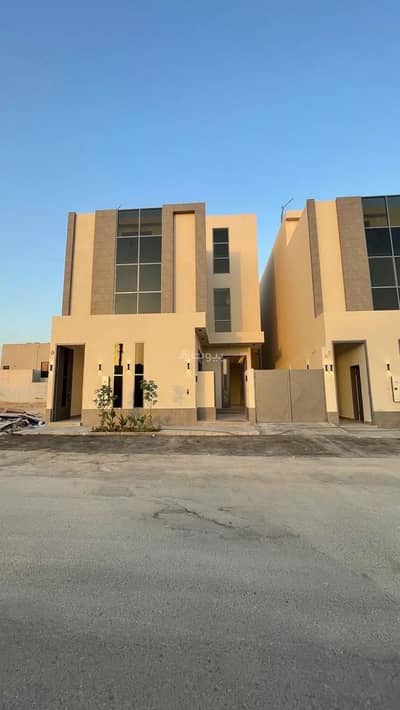 6 Bedroom Villa for Sale in West Riyadh, Riyadh - Villa For Sale in Al Mahdiyah, Riyadh