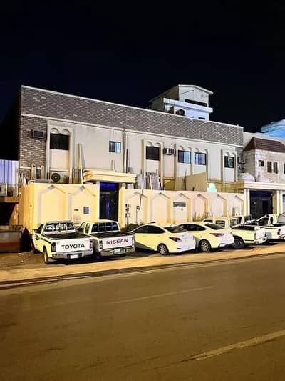 Residential Building for Sale in West Riyadh, Riyadh - 7 Bedroom Residential Building For Sale in Al Uraija Al Gharbiyah, Riyadh