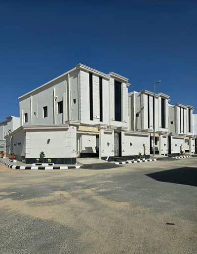 8 Bedroom Villa for Sale in Ar Rehab, Taif - Villa For Sale in Ar Rehab, Taif