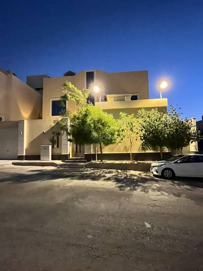5 Bedroom Villa for Sale in West Riyadh, Riyadh - Villa for sale in Al Mahdiyah, West Riyadh