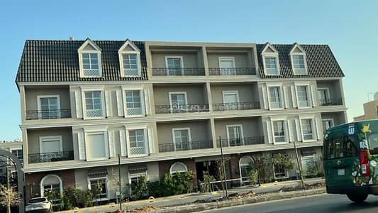3 Bedroom Flat for Rent in East Riyadh, Riyadh - Apartment for rent in Al-Hamra neighborhood, Riyadh