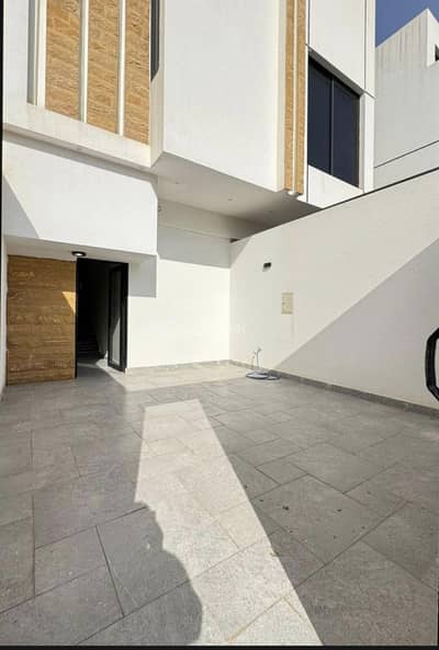5 Bedroom Floor for Rent in North Riyadh, Riyadh - للايجار شقه دورين تاون هاوس 5 Bedroom Floor for Rent in North Riyadh, Riyadh - للايجار شقه دورين تاون هاوس