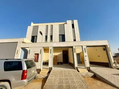 4 Bedroom Floor for Sale in South Riyadh, Riyadh - Floor For Sale in Okaz, South Riyadh