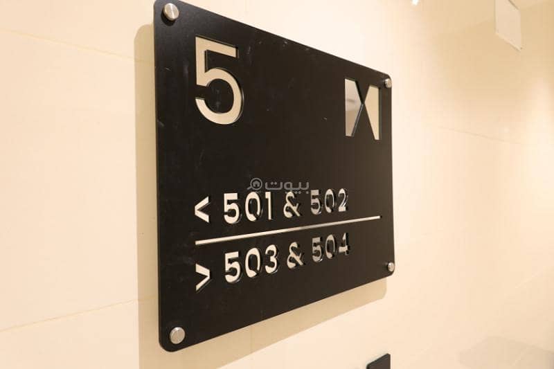 32 