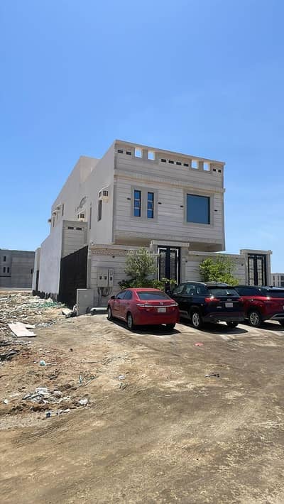 6 Bedroom Villa for Sale in North Jeddah, Jeddah - Villa for sale in Al Fanar , north Jeddah