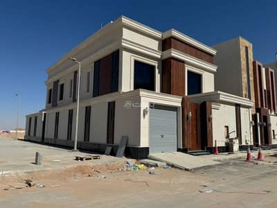 6 Bedroom Villa for Sale in East Riyadh, Riyadh - Internal Staircase Villa for Sale in Al Rimal, East Riyadh 6 Bedroom Villa for Sale in East Riyadh, Riyadh - Internal Staircase Villa for Sale in Al Rimal, East Riyadh