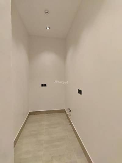 3 Bedroom Flat for Sale in East Riyadh, Riyadh - Apartment with 3 bedrooms for sale in Al-Yarmouk, Riyadh