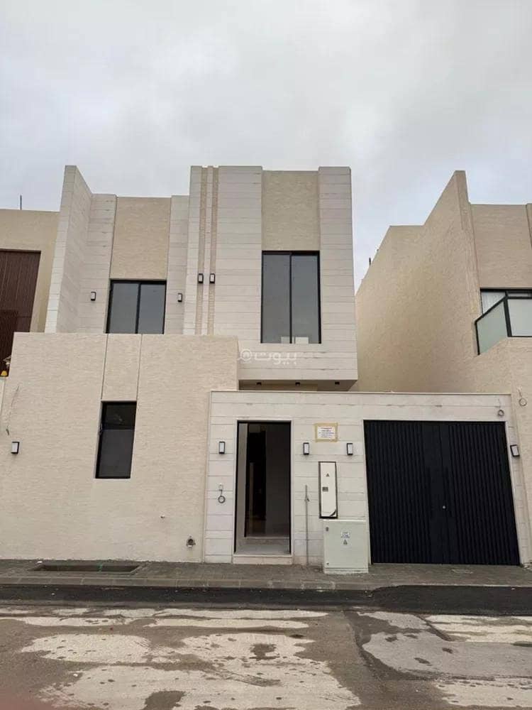 Villa For Sale in Al Mahdiyah, Riyadh Villa For Sale in Al Mahdiyah, Riyadh