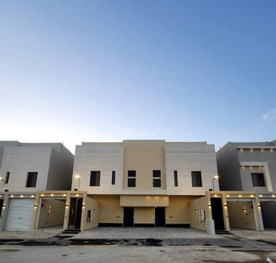 دور 5 غرف نوم للبيع في شرق الرياض، الرياض - دور ارضي للبيع بحي المرجان