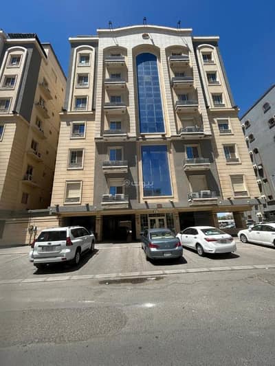 4 Bedroom Apartment for Rent in North Jeddah, Jeddah - Luxurious 4-bedroom apartment for rent with a prime location in Al Baghdadiya neighborhood, near Al-Andalus Road and the sea 4 Bedroom Apartment for Rent in North Jeddah, Jeddah - Luxurious 4-bedroom apartment for rent with a prime location in Al Baghdadiya neighborhood, near Al-Andalus Road and the sea