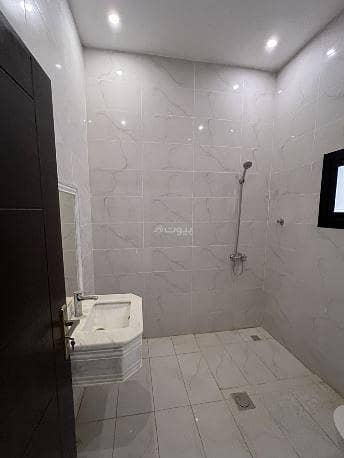 4 Bedroom Flat for Rent in North Jeddah, Jeddah - 3 Bedroom Apartment For Rent in Al Zomorod, Jeddah