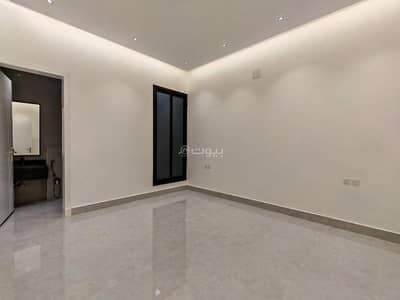 3 Bedroom Floor for Sale in East Riyadh, Riyadh - 3 Bedroom Floor For Sale in Al Maizilah, Riyadh